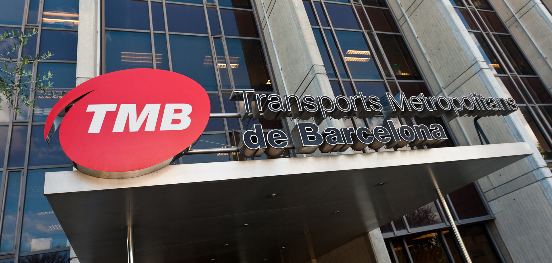 Hệ thống Giám sát Đường ray SKF (SKF Rail Track Monitoring) 1 fig1 skf rail track monitoring 1920x915 1