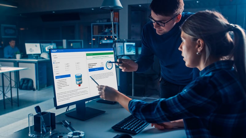 Phần mềm SKF DialSet – Công cụ tính toán lượng mỡ bôi trơn chính xác 3 SKF DialSet 7 - being used